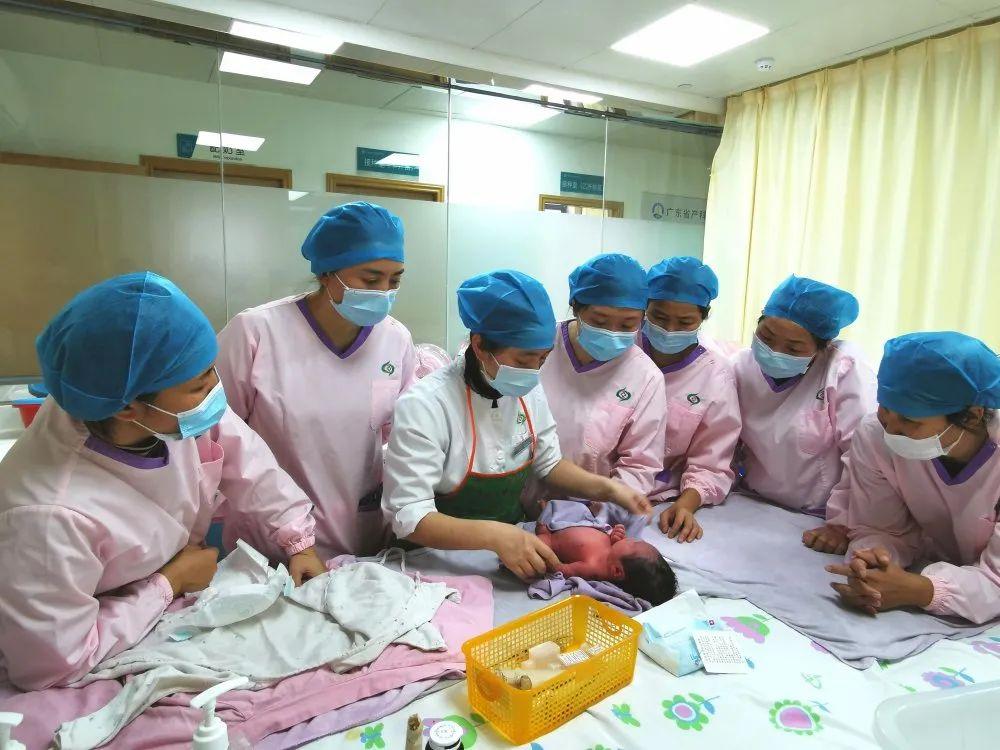 瑞昌市妇婴监护型护送